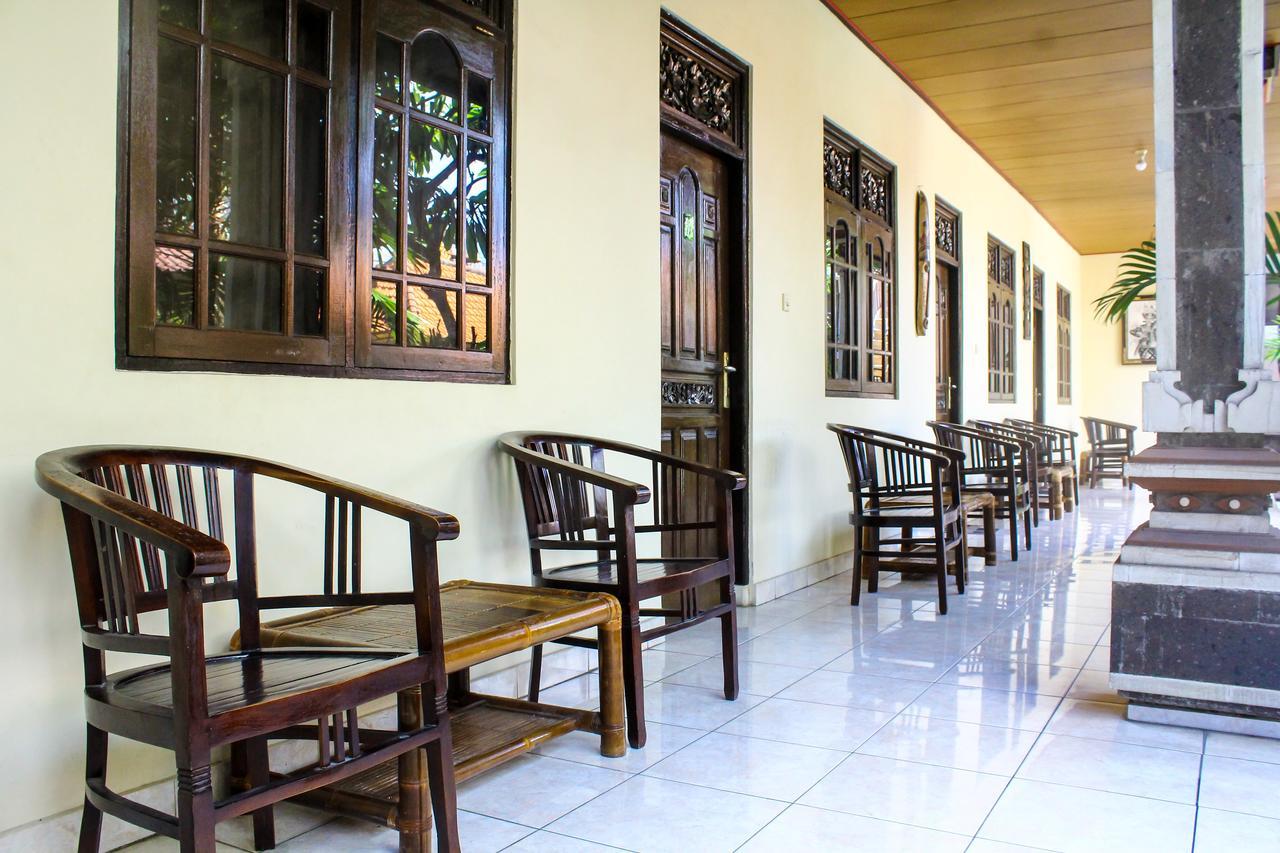 Lolo Beach Inn Legian  Luaran gambar