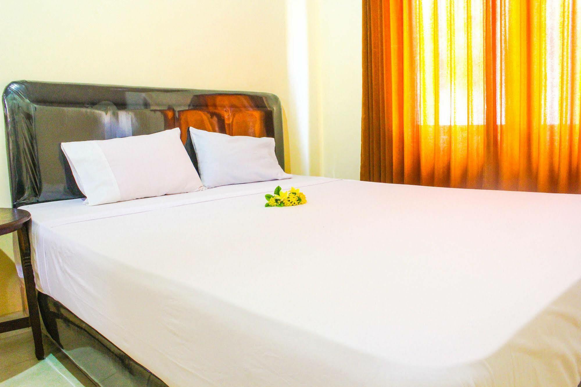 Lolo Beach Inn Legian  Luaran gambar