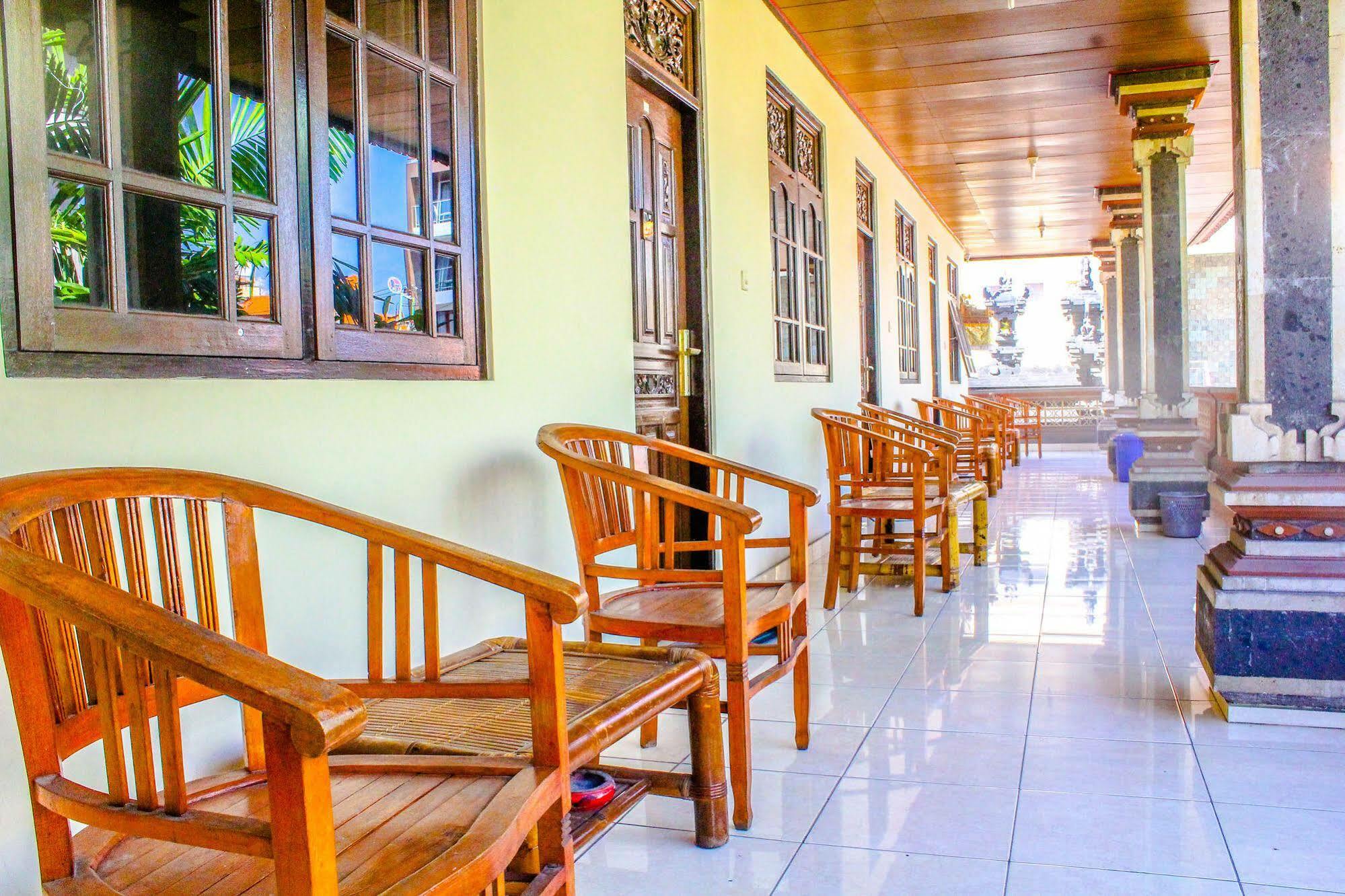 Lolo Beach Inn Legian  Luaran gambar